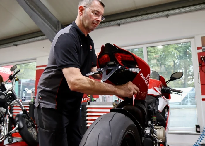 Einblicke in die Werkstatt von Niederrhein Moto in Geldern